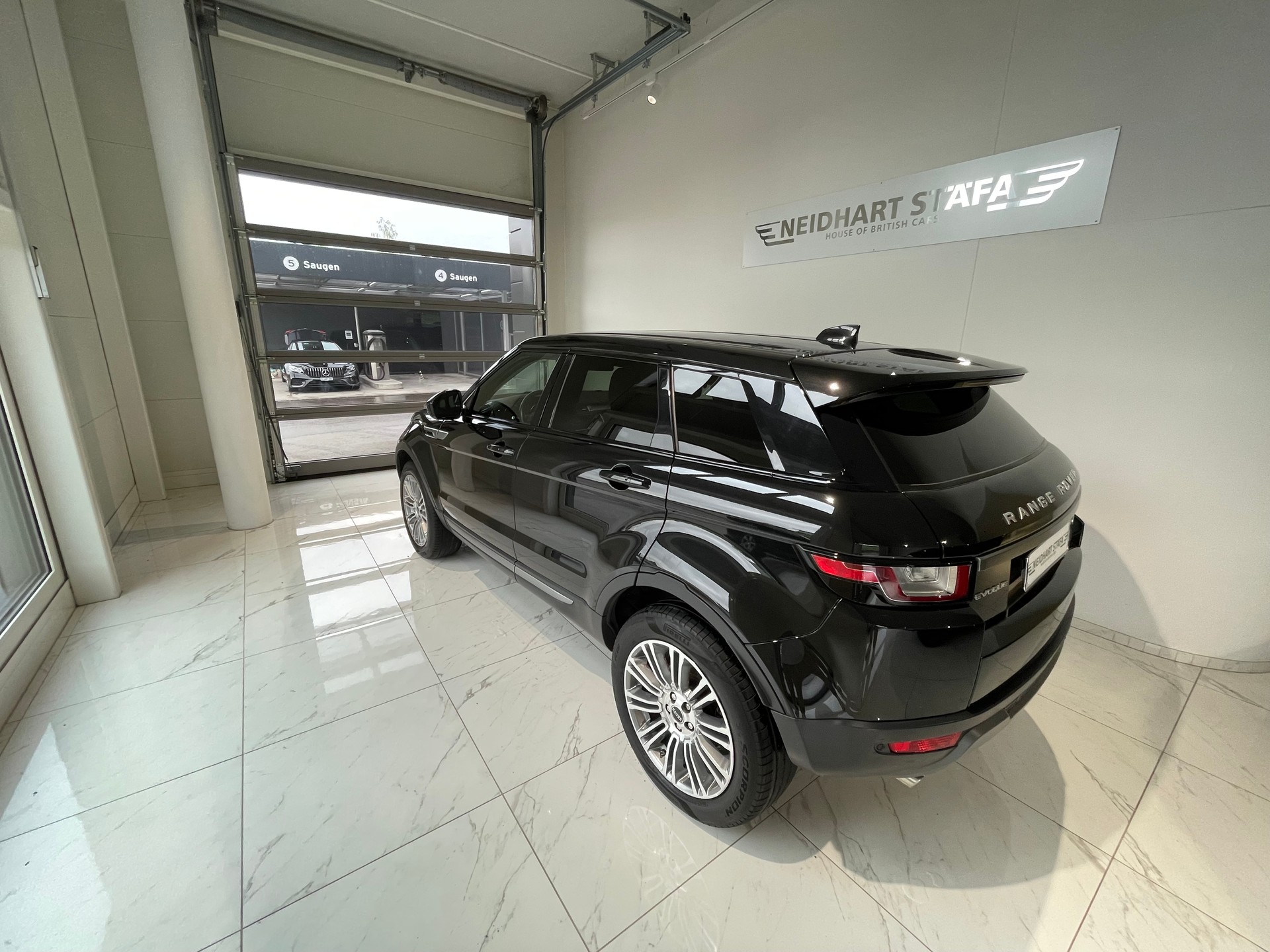LAND ROVER Range Rover Evoque 2.0 Si4 SE AT9-showroom-element-2