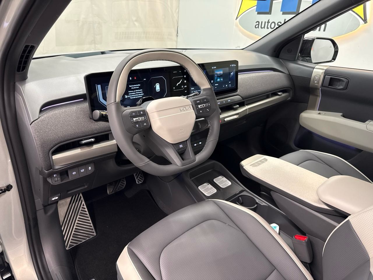 KIA EV3 81,4 kWh GT-Line Long Range-showroom-element-2