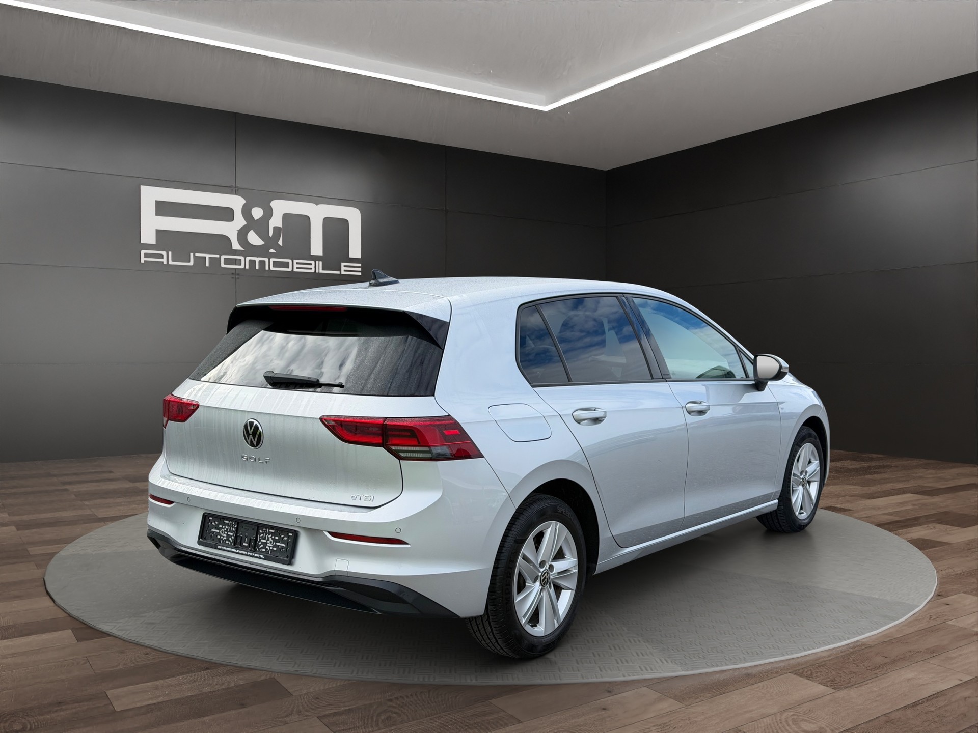 VW Golf 1.0 eTSI mHEV ACTLife DSG-showroom-element-3