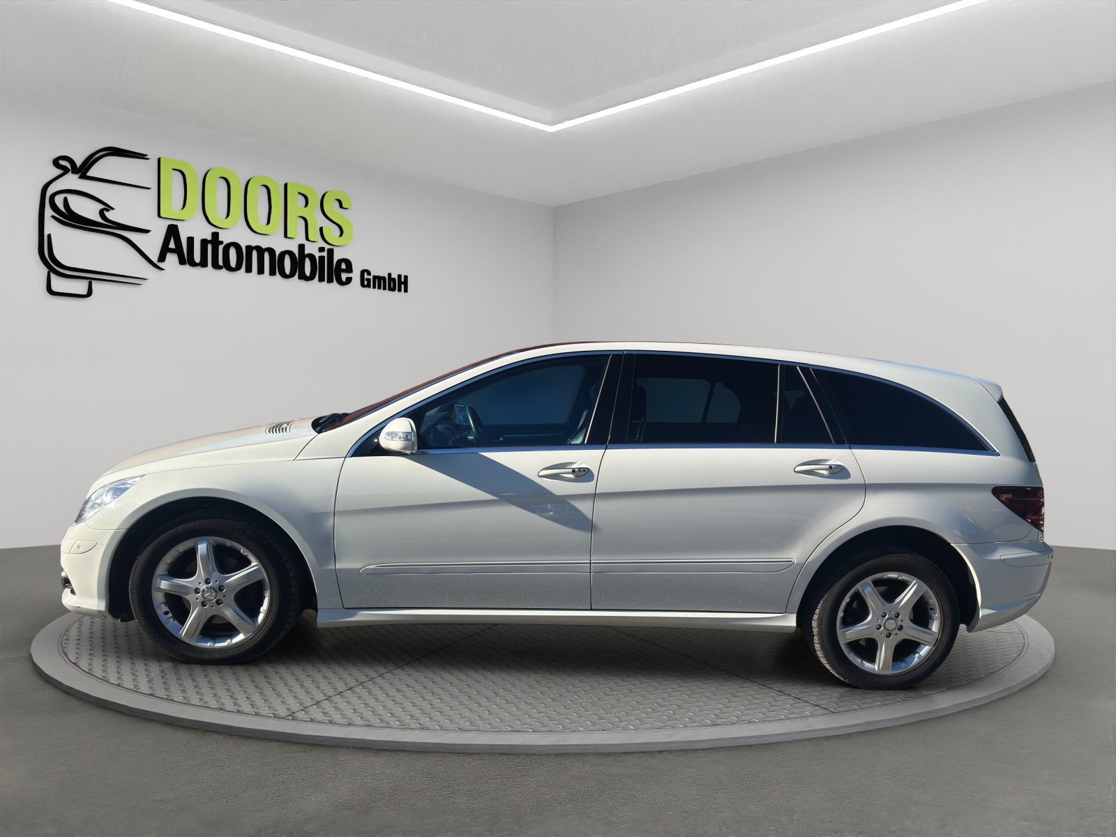 MERCEDES-BENZ R 350 (320) CDI L 4Matic 7G-Tronic-image-6