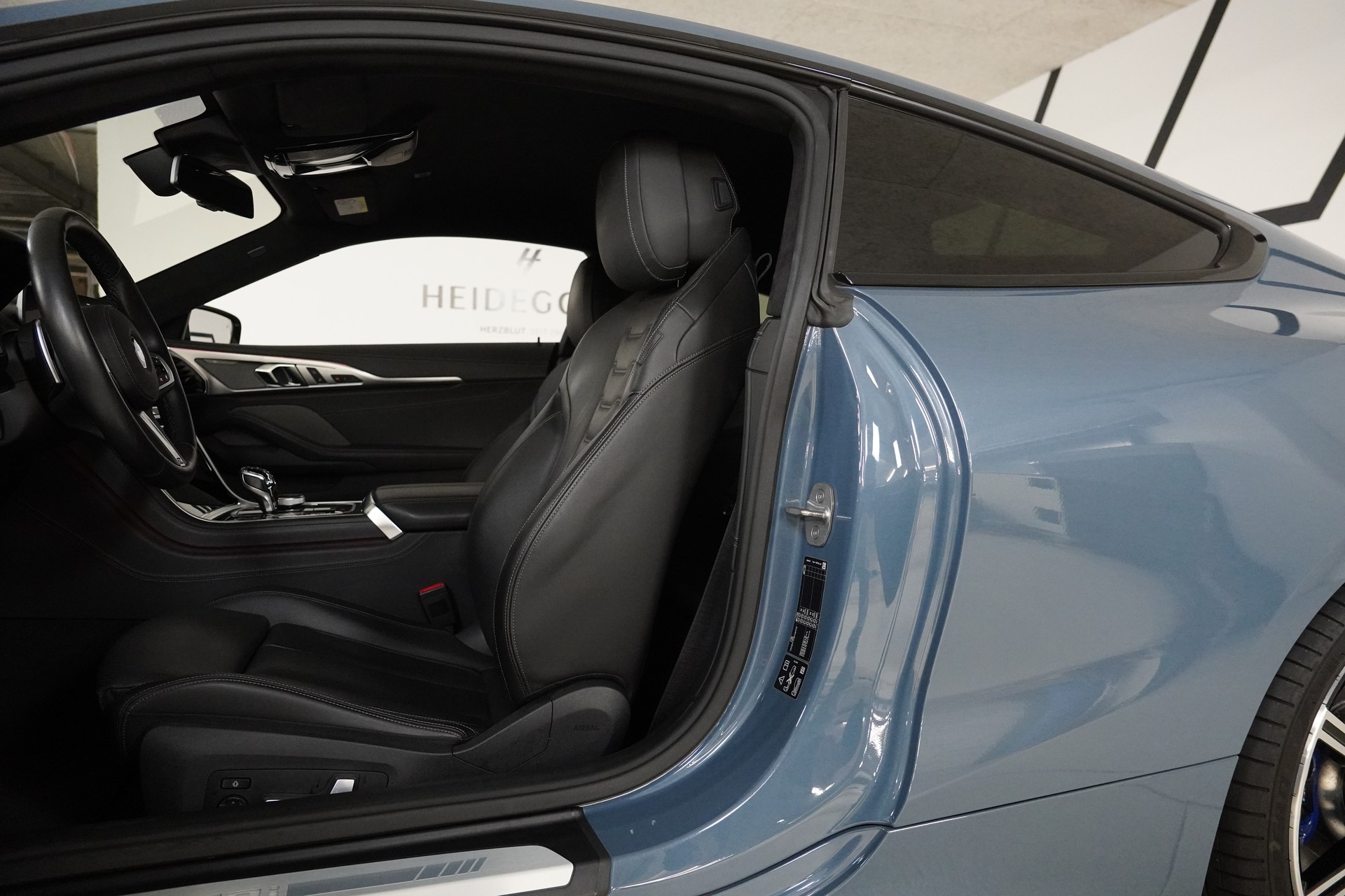 BMW M850i xDrive First Edition Steptronic-image-10