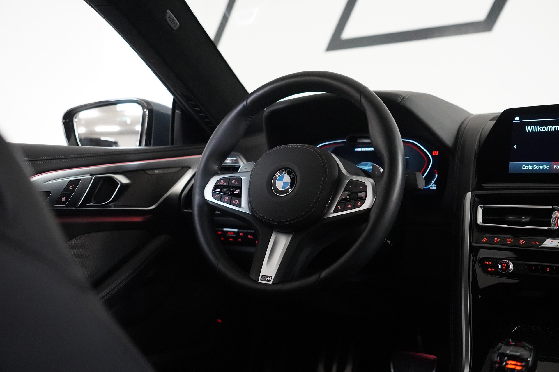 BMW M850i xDrive First Edition Steptronic-image-22