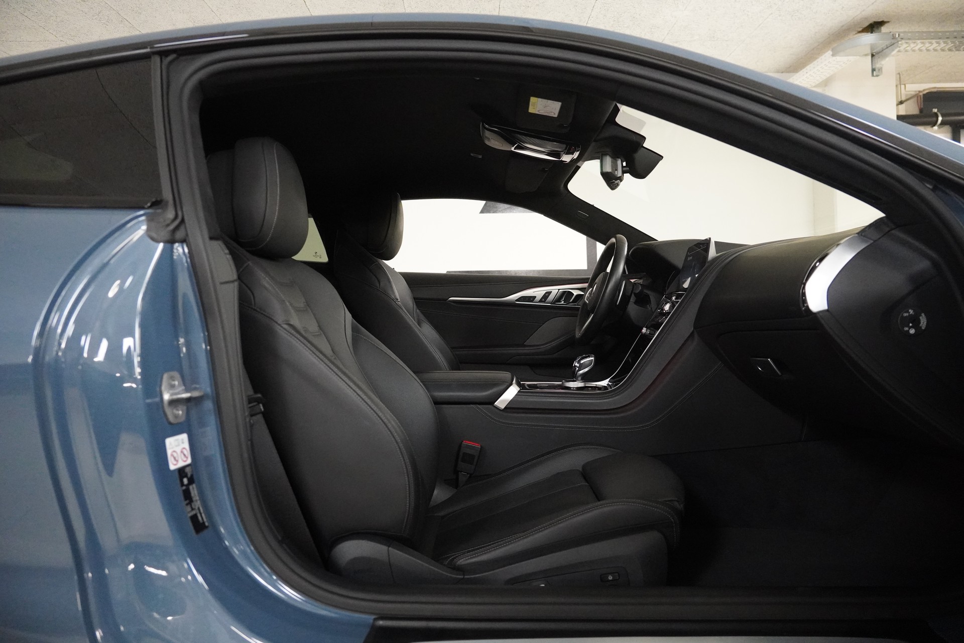 BMW M850i xDrive First Edition Steptronic-image-13