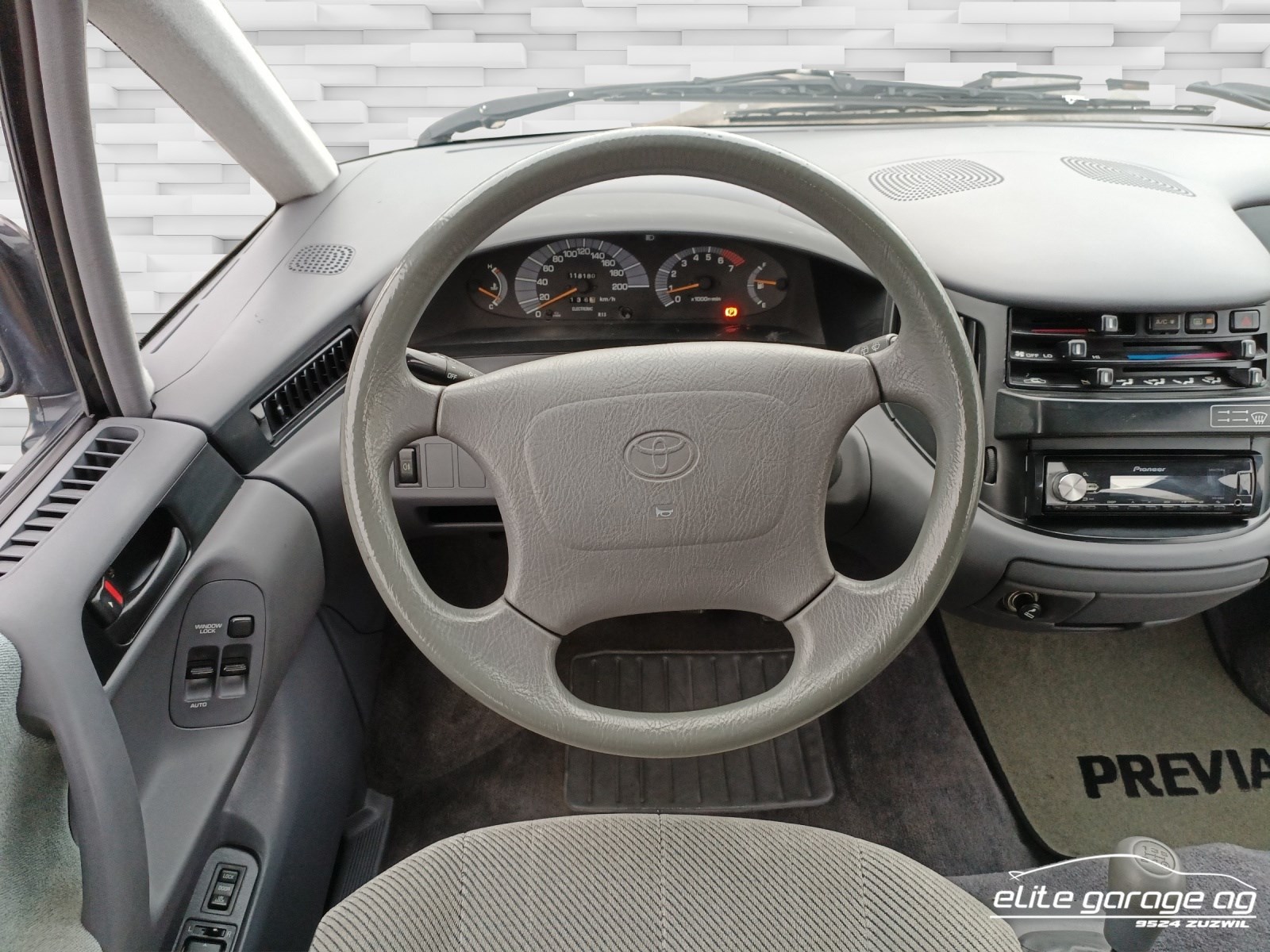 TOYOTA Previa GL 4x4-image-9