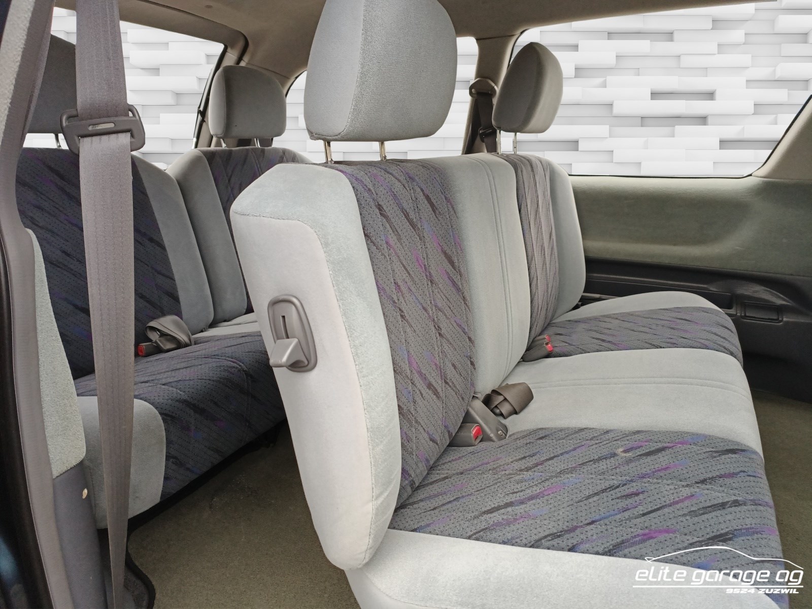 TOYOTA Previa GL 4x4-image-12
