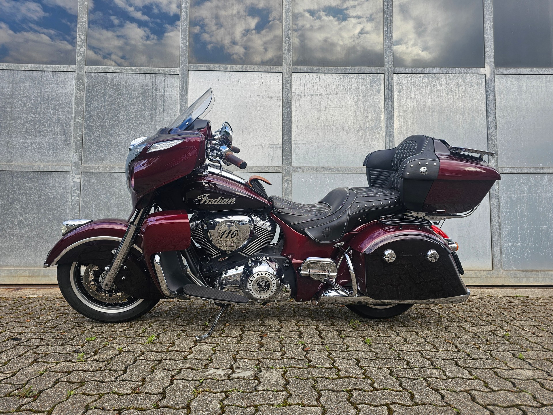 INDIAN Roadmaster-image-1