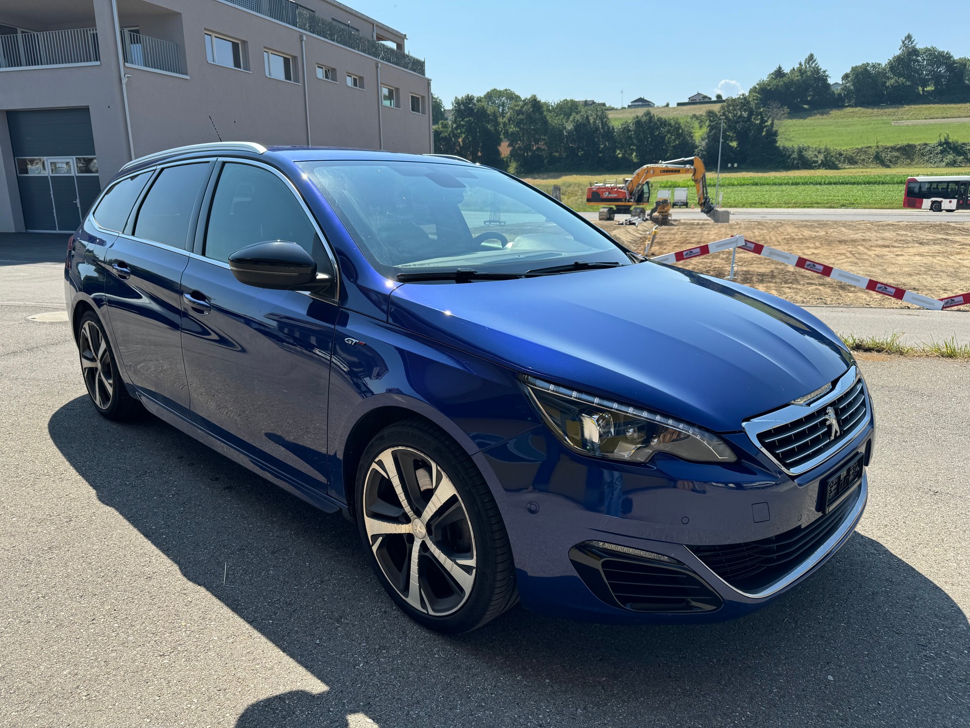 PEUGEOT 308 SW 1.6 eTHP GT-image-2