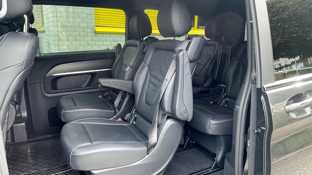 MERCEDES-BENZ V 250 d kompakt Avantgarde 4Matic 9G-Tronic-image-9