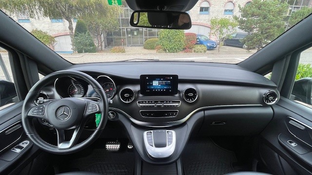 MERCEDES-BENZ V 250 d kompakt Avantgarde 4Matic 9G-Tronic-image-7