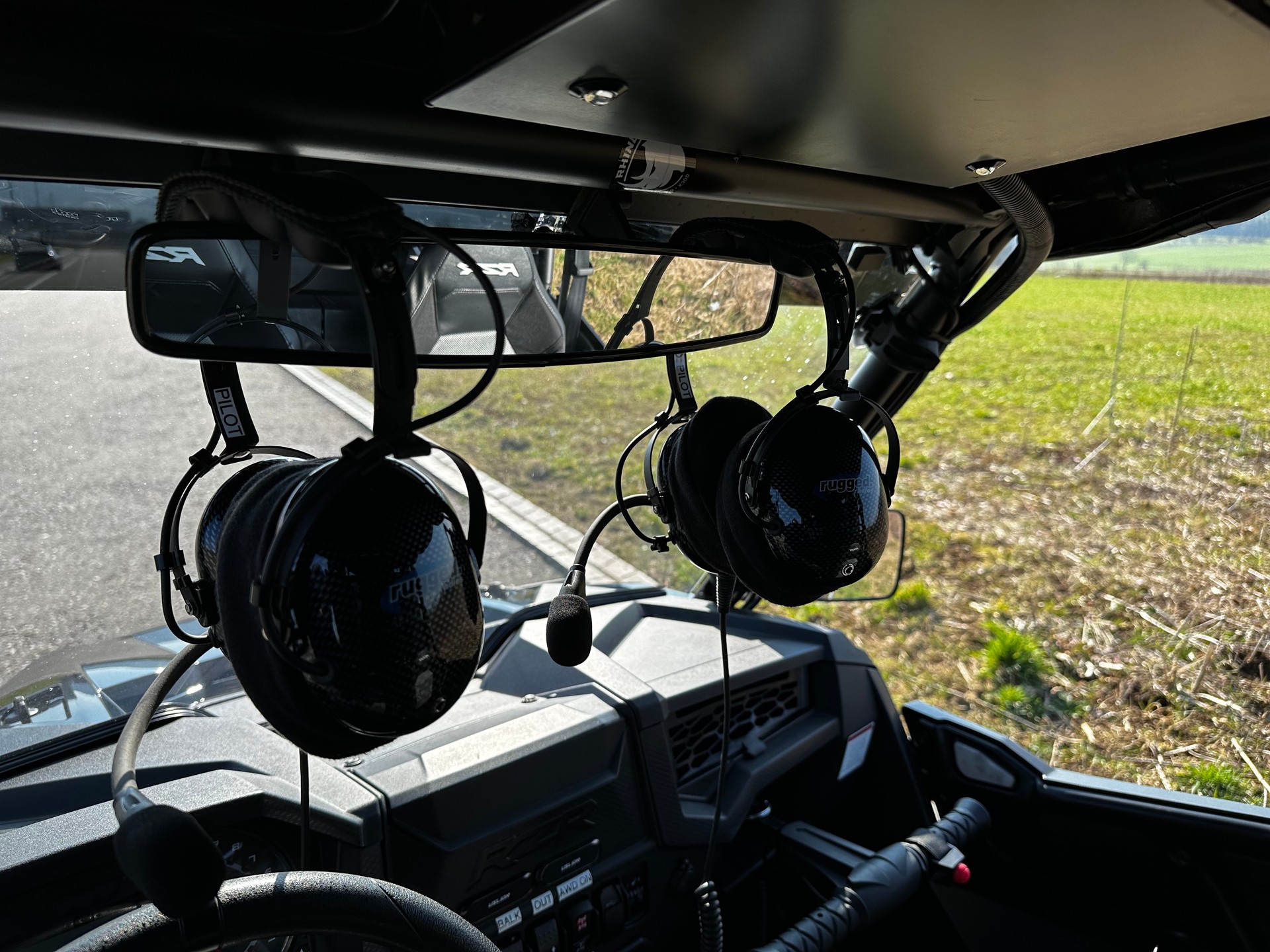 POLARIS RZR XP 1000 Turbo Black Ghost-image-11