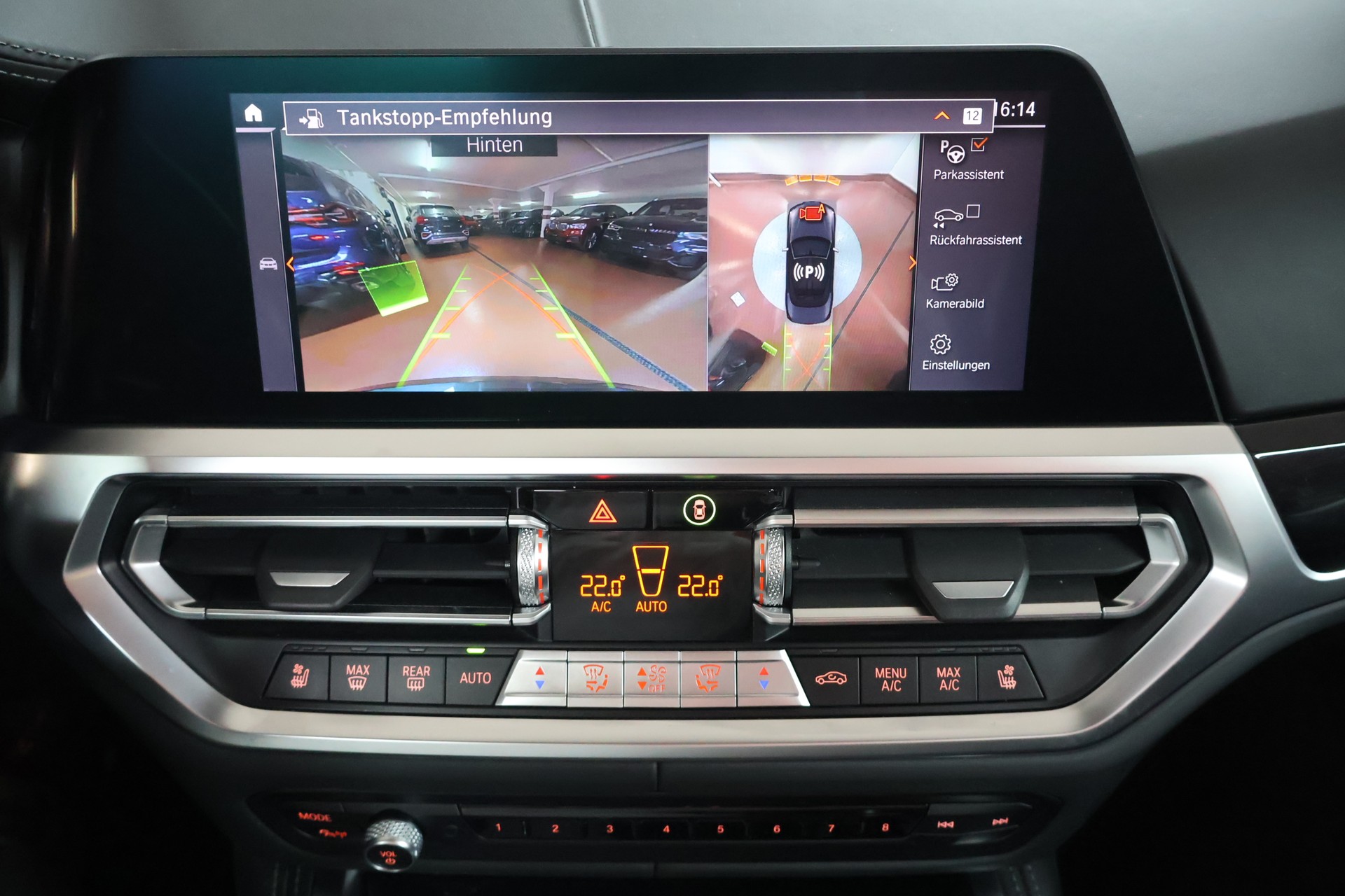 BMW M440i xDrive 48V Cabriolet Steptronic-image-12