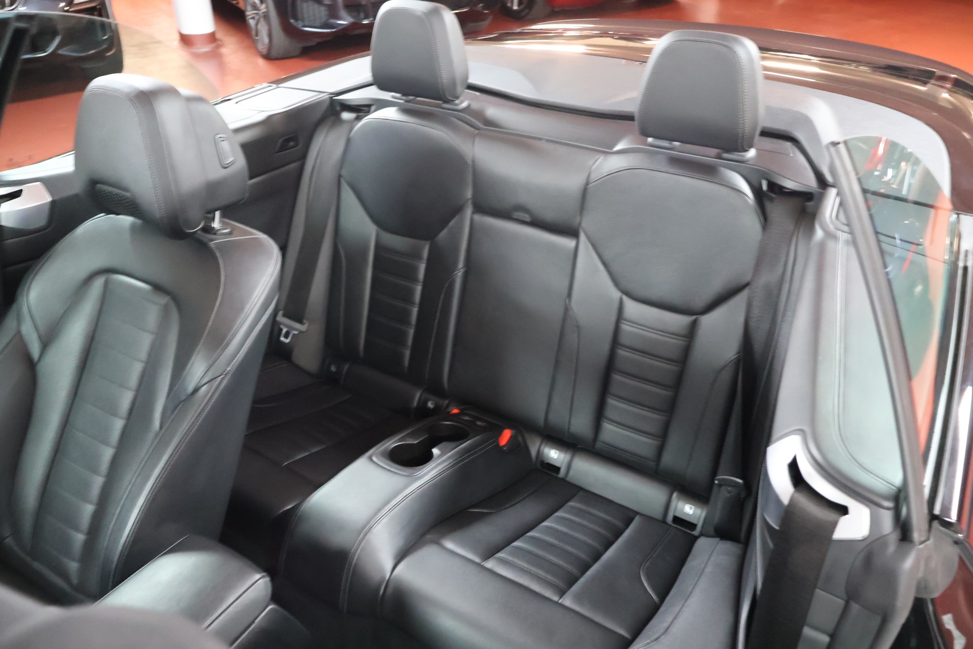 BMW M440i xDrive 48V Cabriolet Steptronic-image-16