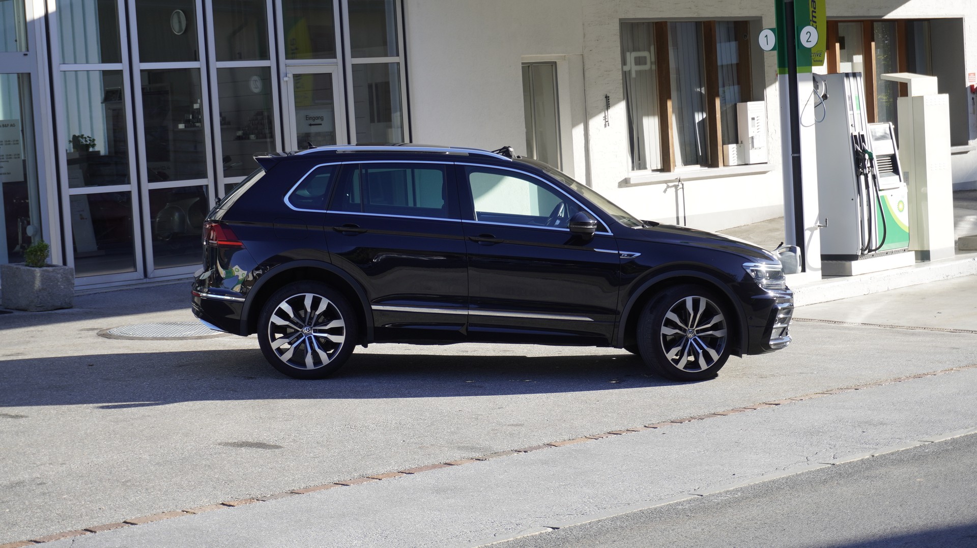 VW Tiguan 2.0TSI Highline 4Motion DSG-image-8