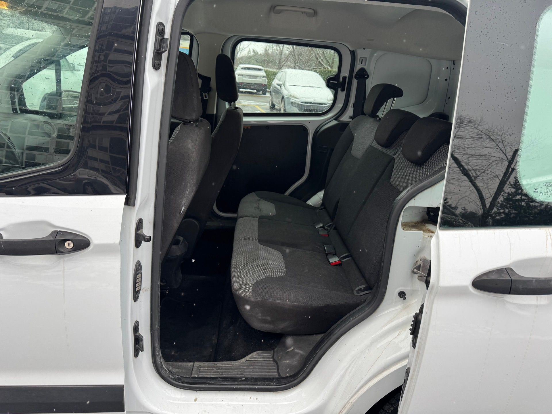 FORD Transit Courier Combi 1.0 EcoBoost Ambiente-image-10
