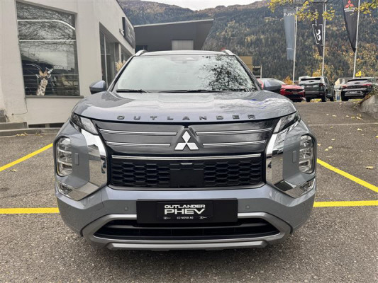 MITSUBISHI Outlander 2.4 PHEV Instyle 4WD Automatic-showroom-element-1