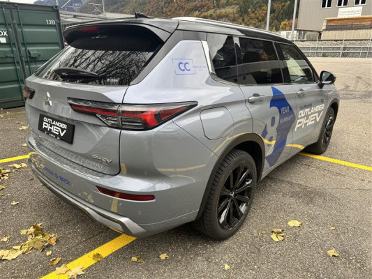 MITSUBISHI Outlander 2.4 PHEV Instyle 4WD Automatic-image-5