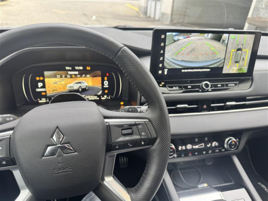 MITSUBISHI Outlander 2.4 PHEV Instyle 4WD Automatic-image-6