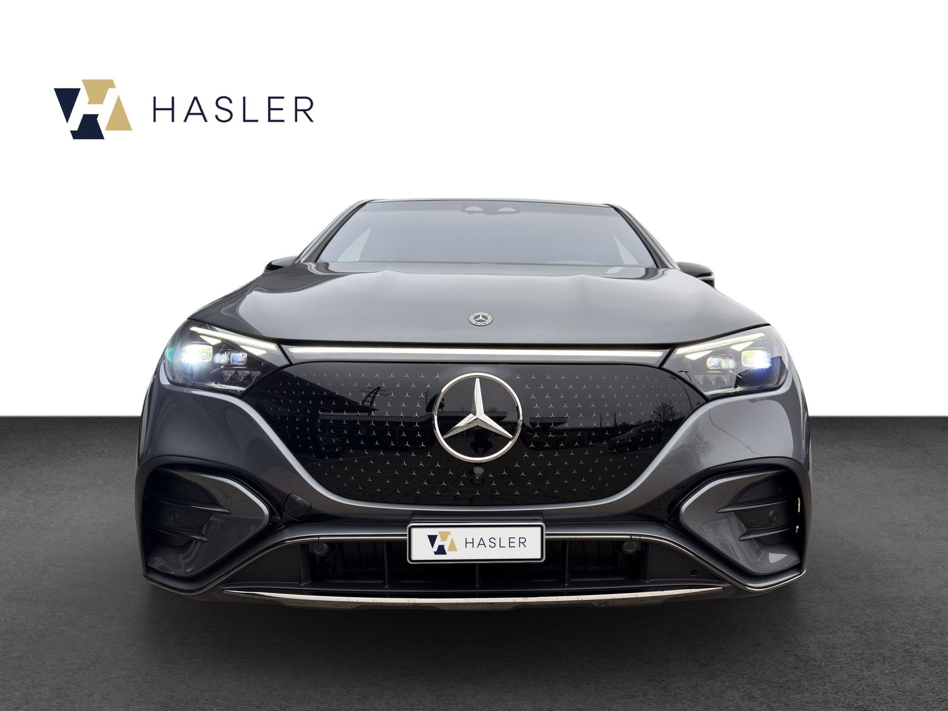 MERCEDES-BENZ EQE SUV 350 4 Matic-showroom-element-1