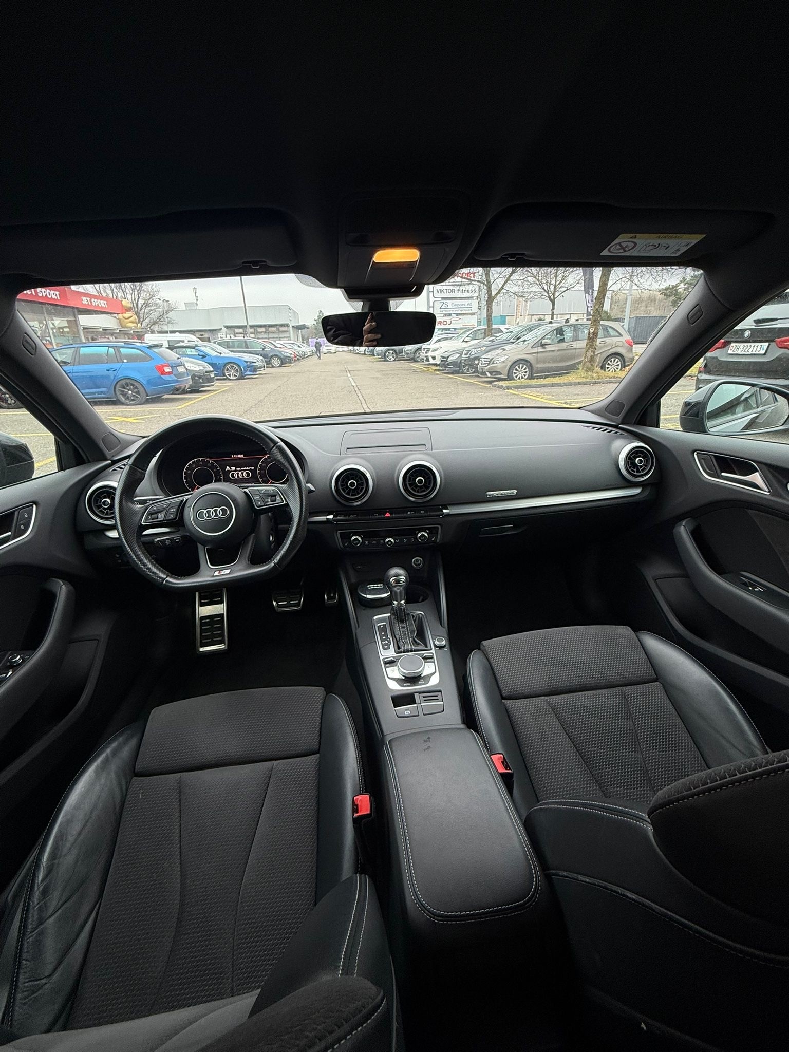 AUDI A3 Sportback 2.0 TFSI Sport quattro S-tronic-image-11