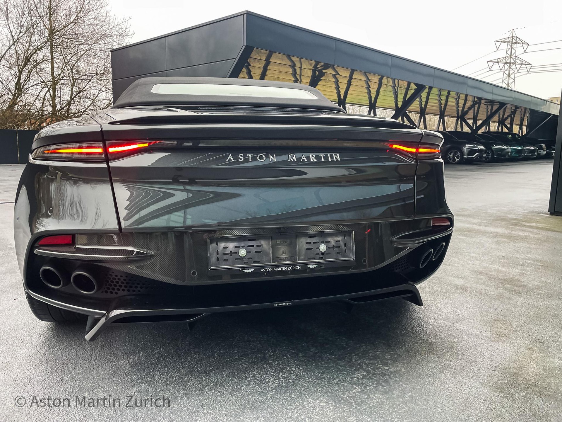 ASTON MARTIN DBS Superleggera Volante 5.2 V12 Bi-Turbo-image-15