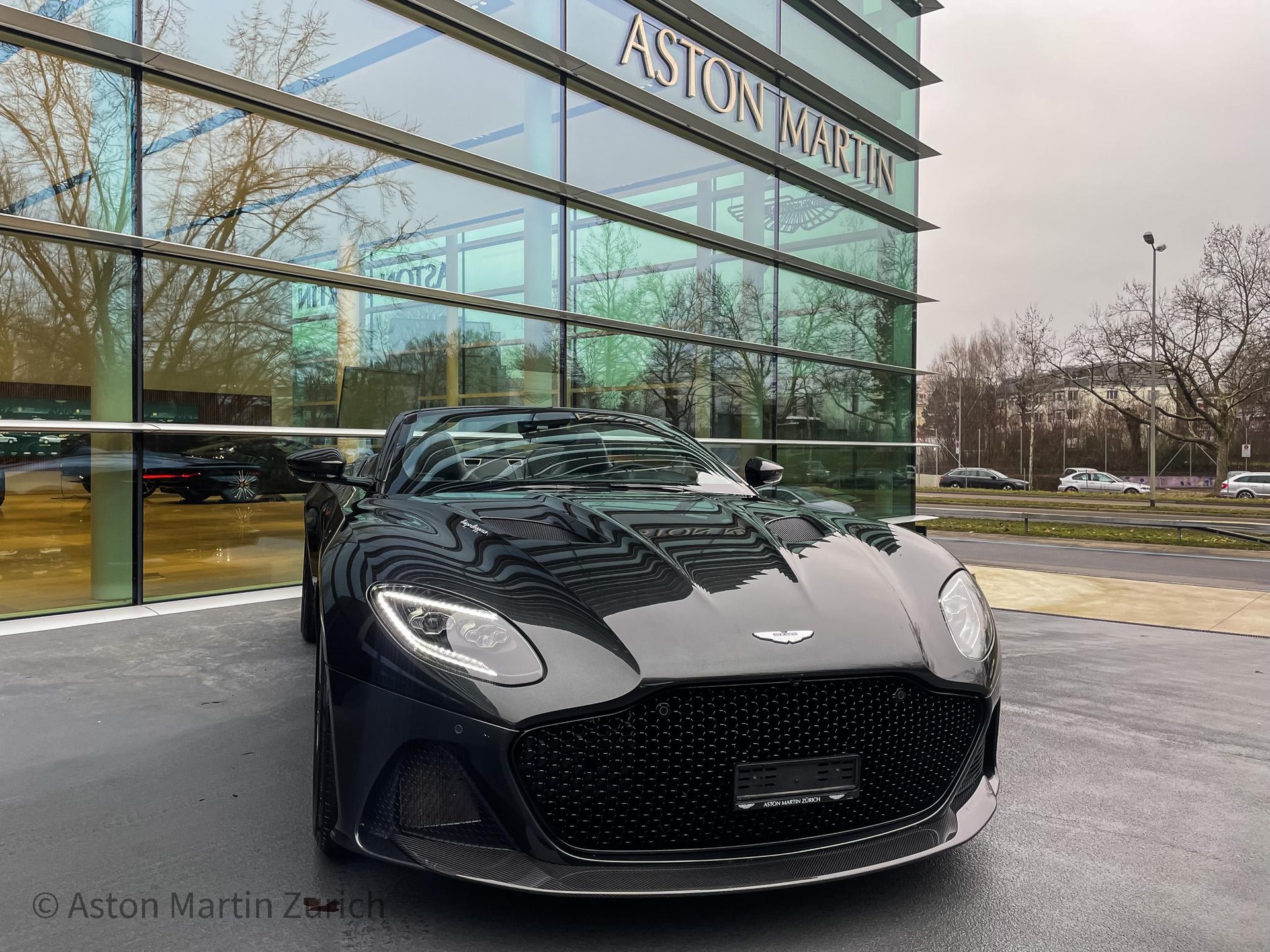 ASTON MARTIN DBS Superleggera Volante 5.2 V12 Bi-Turbo-image-14