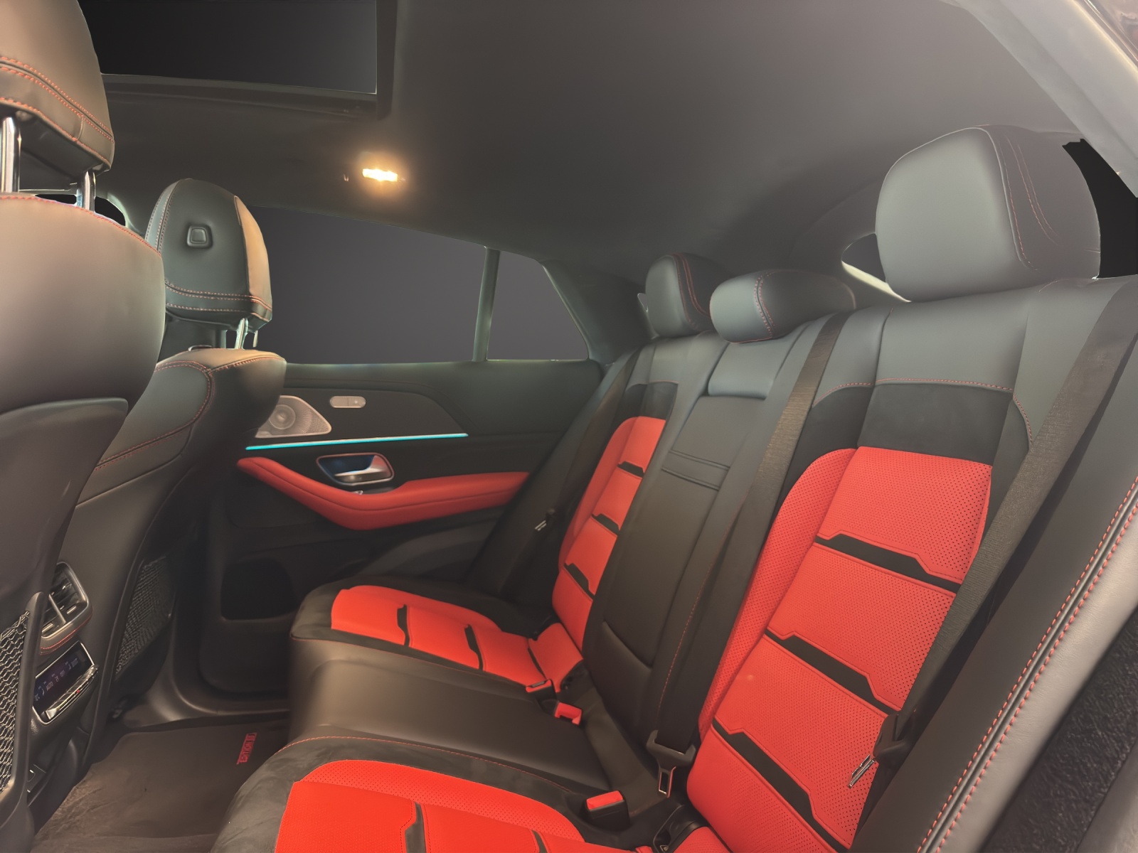 MERCEDES-BENZ GLE Coupé 63S AMG-image-11