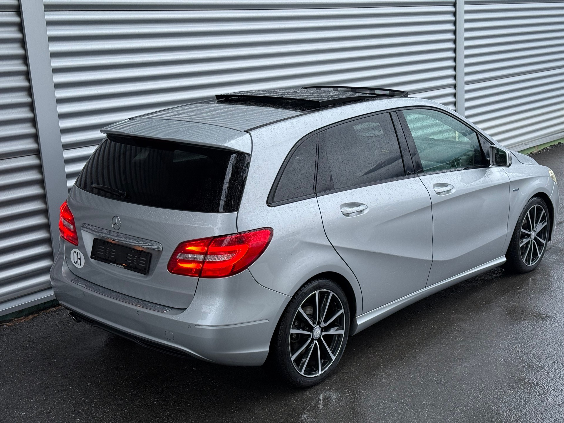 MERCEDES-BENZ B 200 CDI 7G-DCT-image-5
