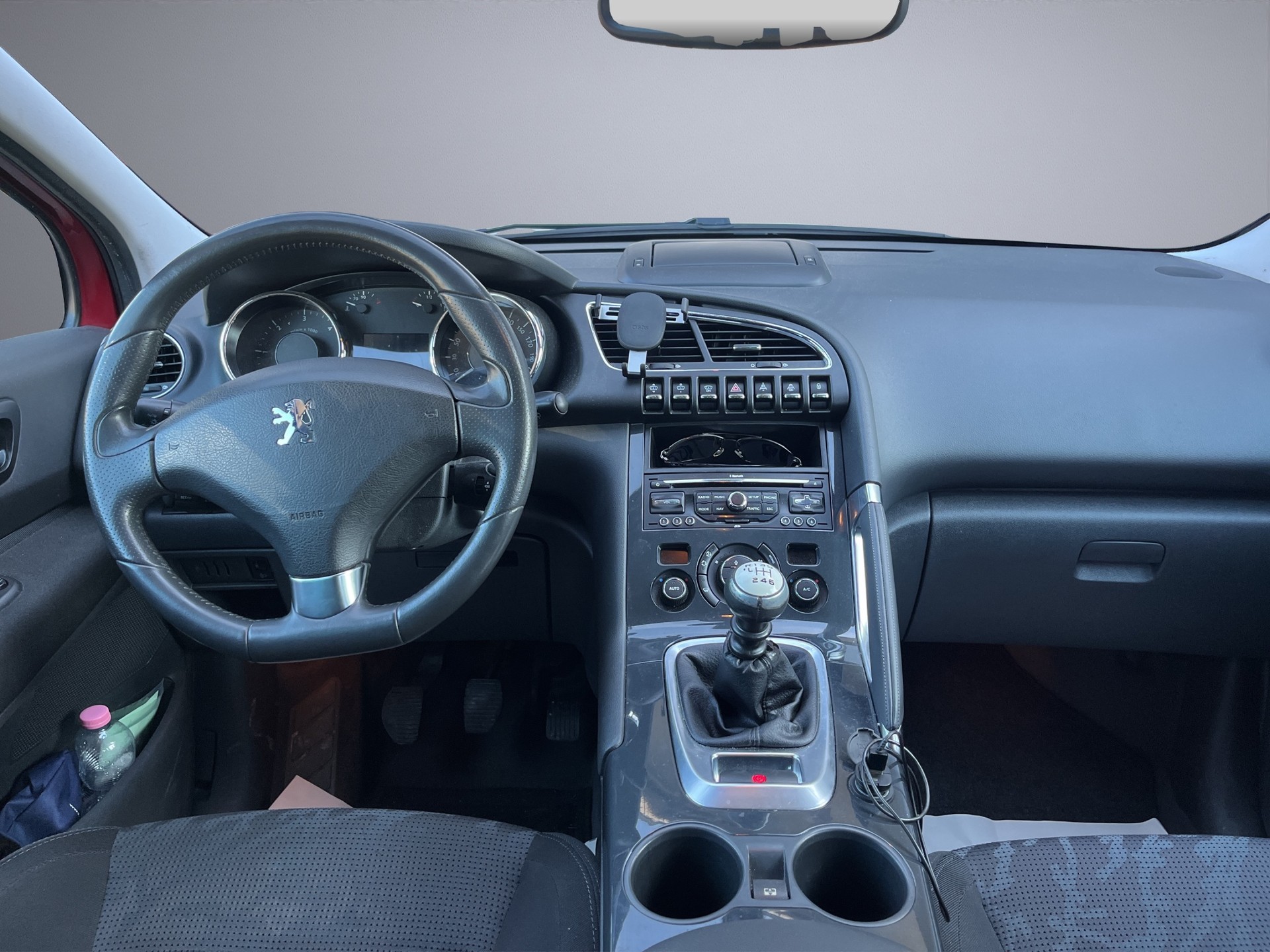 PEUGEOT 3008 2.0 HDI Sport Pack-image-9