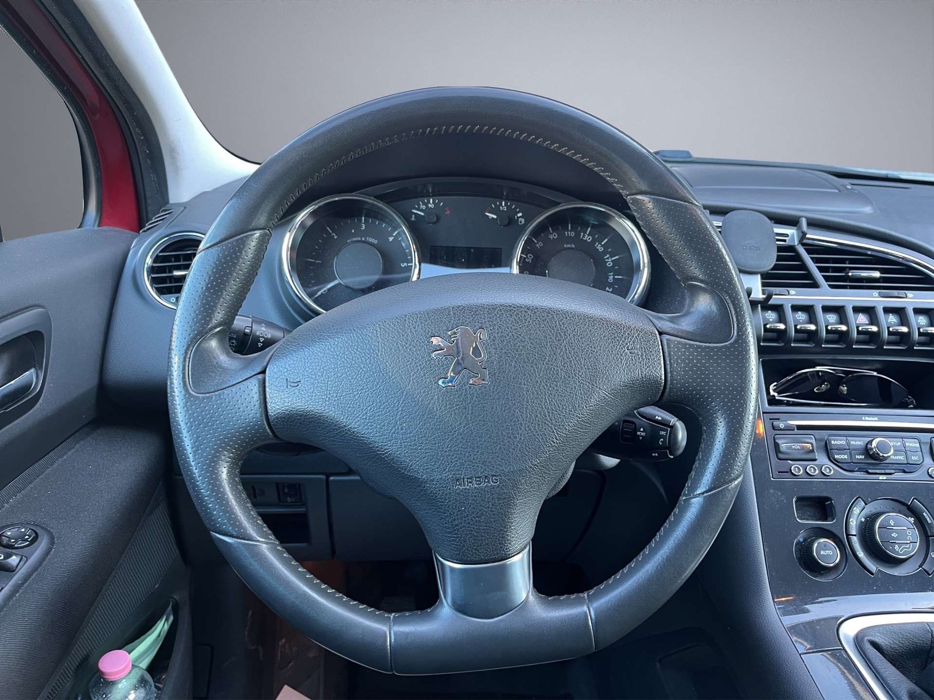PEUGEOT 3008 2.0 HDI Sport Pack-image-10