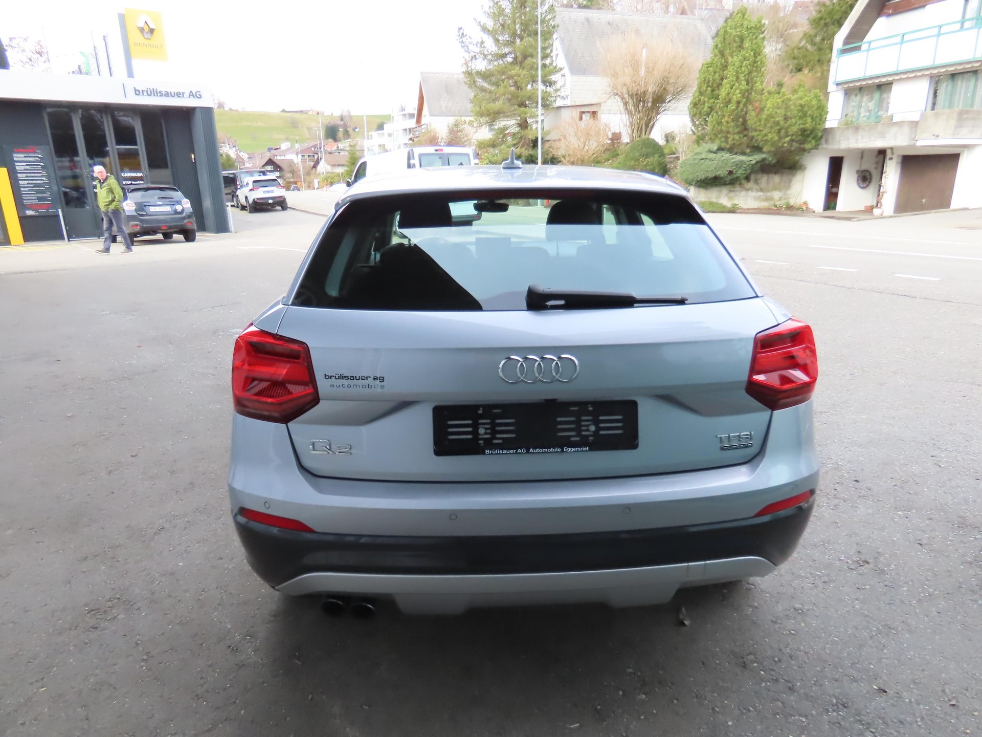 AUDI Q2 2.0 TFSI Design quattro S-Tronic-image-4