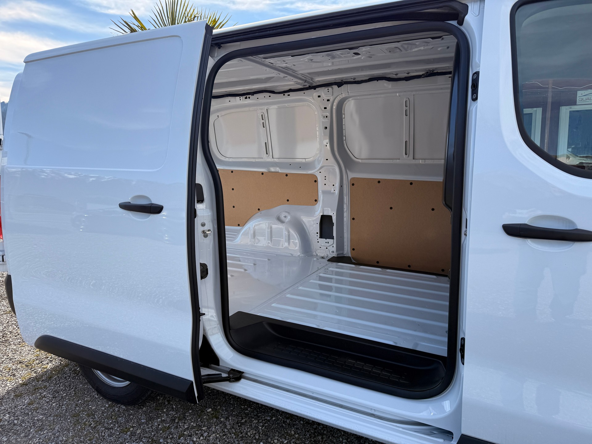 TOYOTA Proace EV 75kWh✅Long L2 Activ✅Adaptiver Tempomat✅-image-17