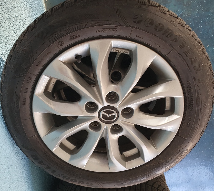MAZDA 3 2.2 16V CD Revolution-image-18