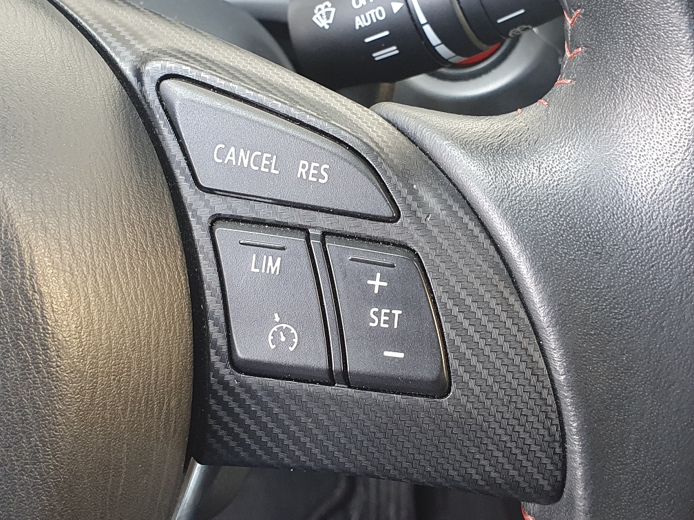 MAZDA 3 2.2 16V CD Revolution-image-12