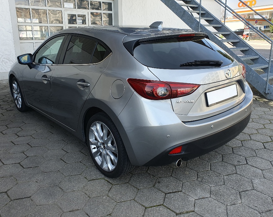 MAZDA 3 2.2 16V CD Revolution-showroom-element-3