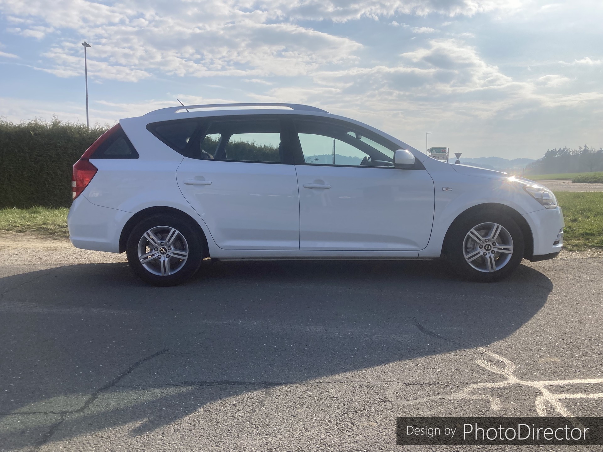 KIA Cee'd Sporty Wagon 1.4 16V _seven-image-3