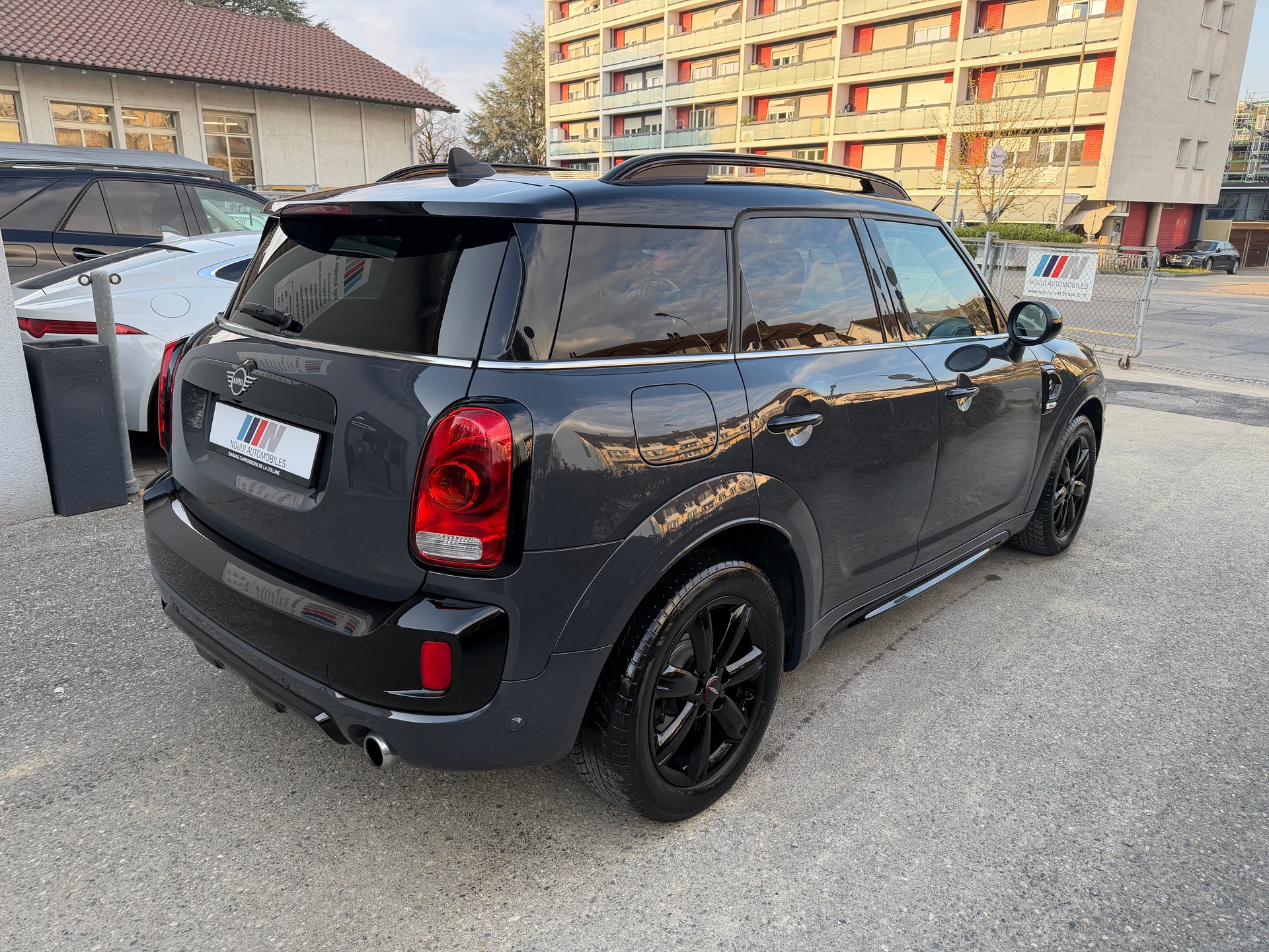MINI Countryman Cooper S ALL4 Steptronic-image-5