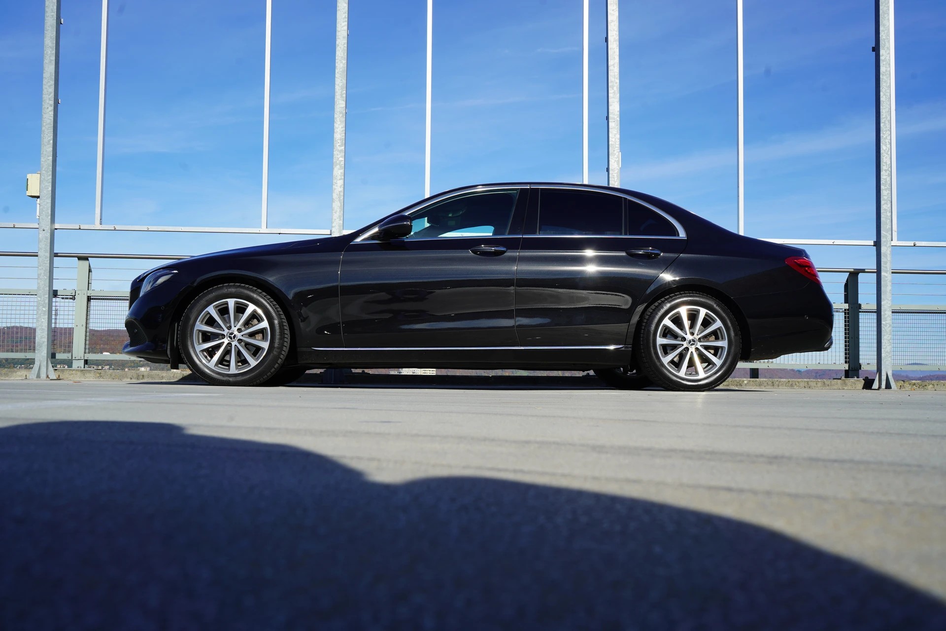 MERCEDES-BENZ E 200 AVANTGARDE 9G-TRONIC l 184 PS-showroom-element-1