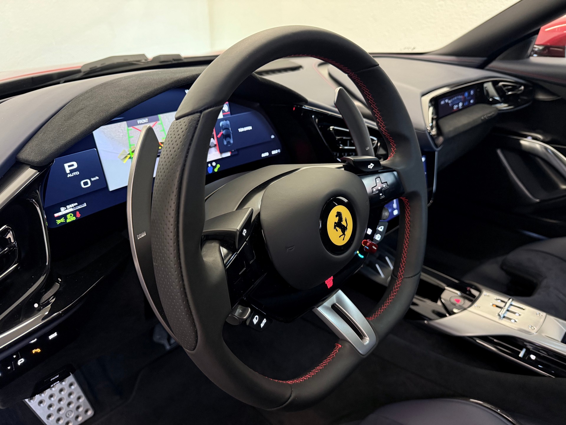 FERRARI 12 Cilindri-image-19