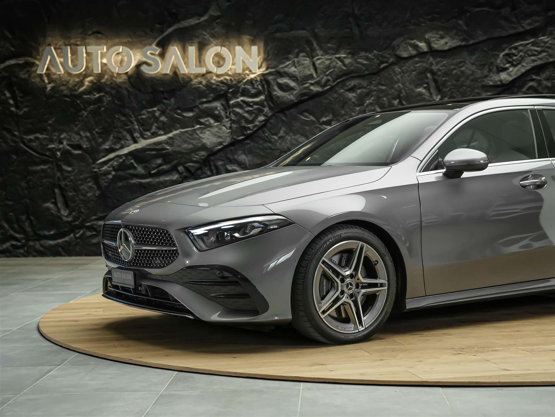 MERCEDES-BENZ A 250 AMG Line 4Matic 8G-DCT *Panorama*Multibeam LED*Lenkradheizung*-image-15