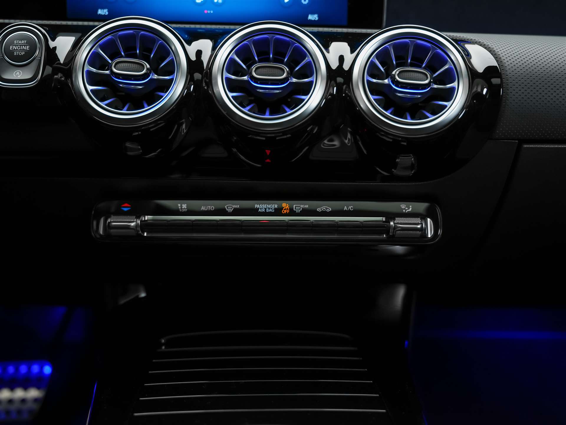 MERCEDES-BENZ A 250 AMG Line 4Matic 8G-DCT *Panorama*Multibeam LED*Lenkradheizung*-image-23