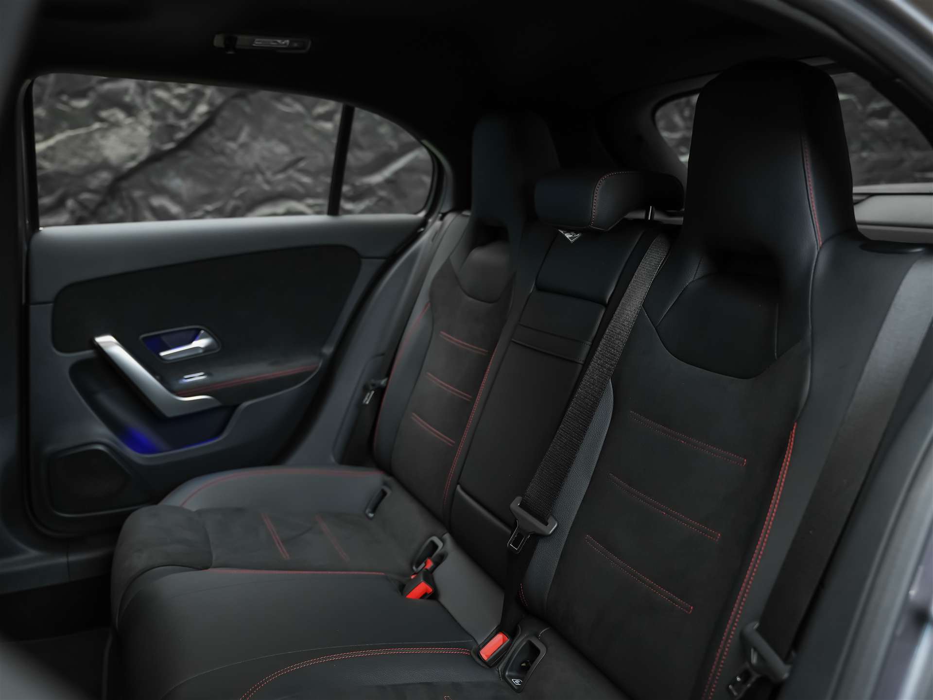 MERCEDES-BENZ A 250 AMG Line 4Matic 8G-DCT *Panorama*Multibeam LED*Lenkradheizung*-image-13