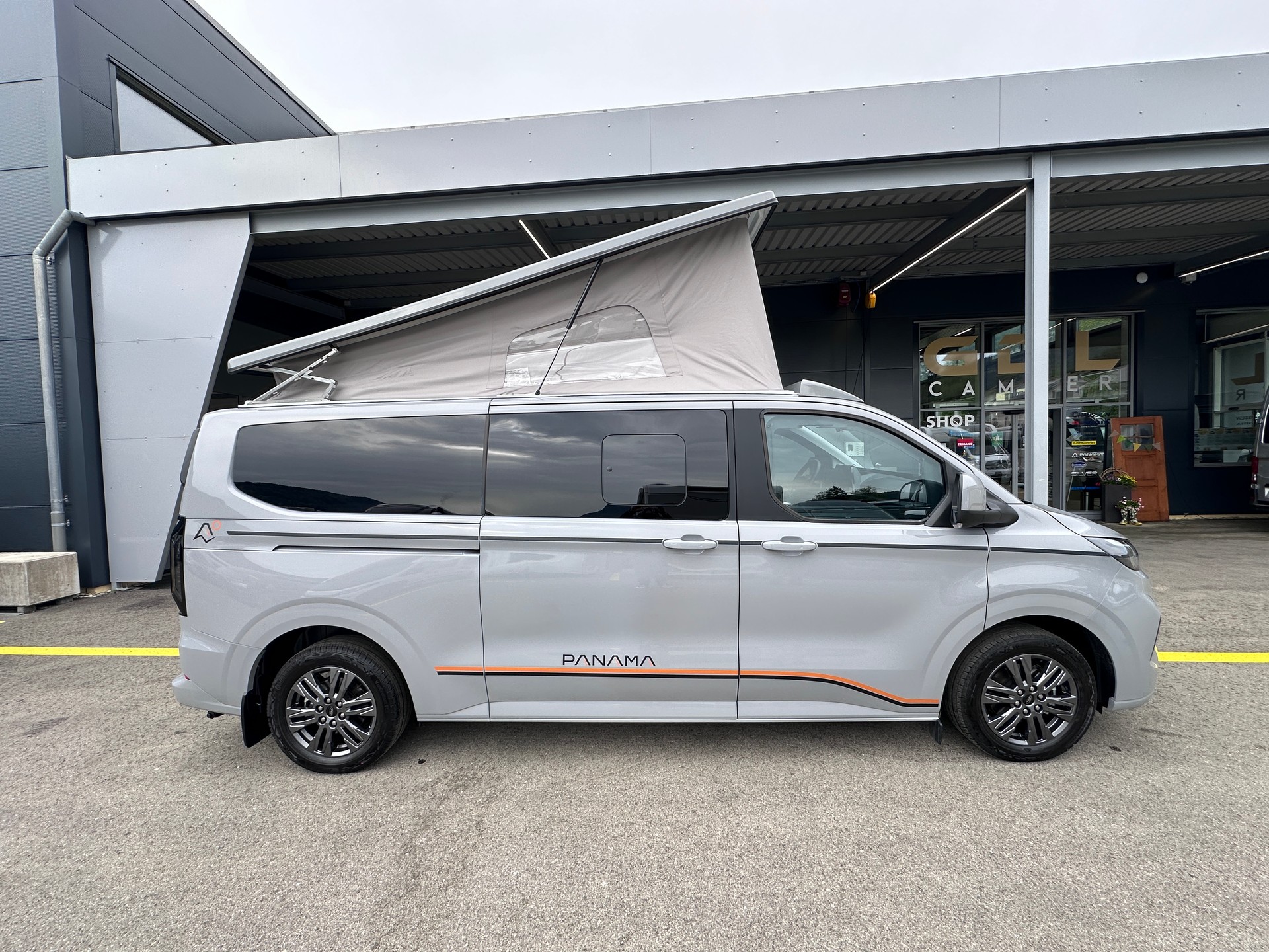 Panama Peak P50+ AWD (4X4)-showroom-element-1