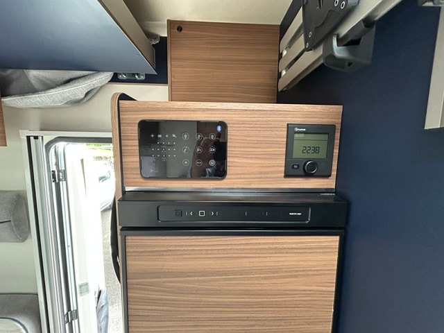 RIMOR Sailer 95 Längsbetten Automat-image-7
