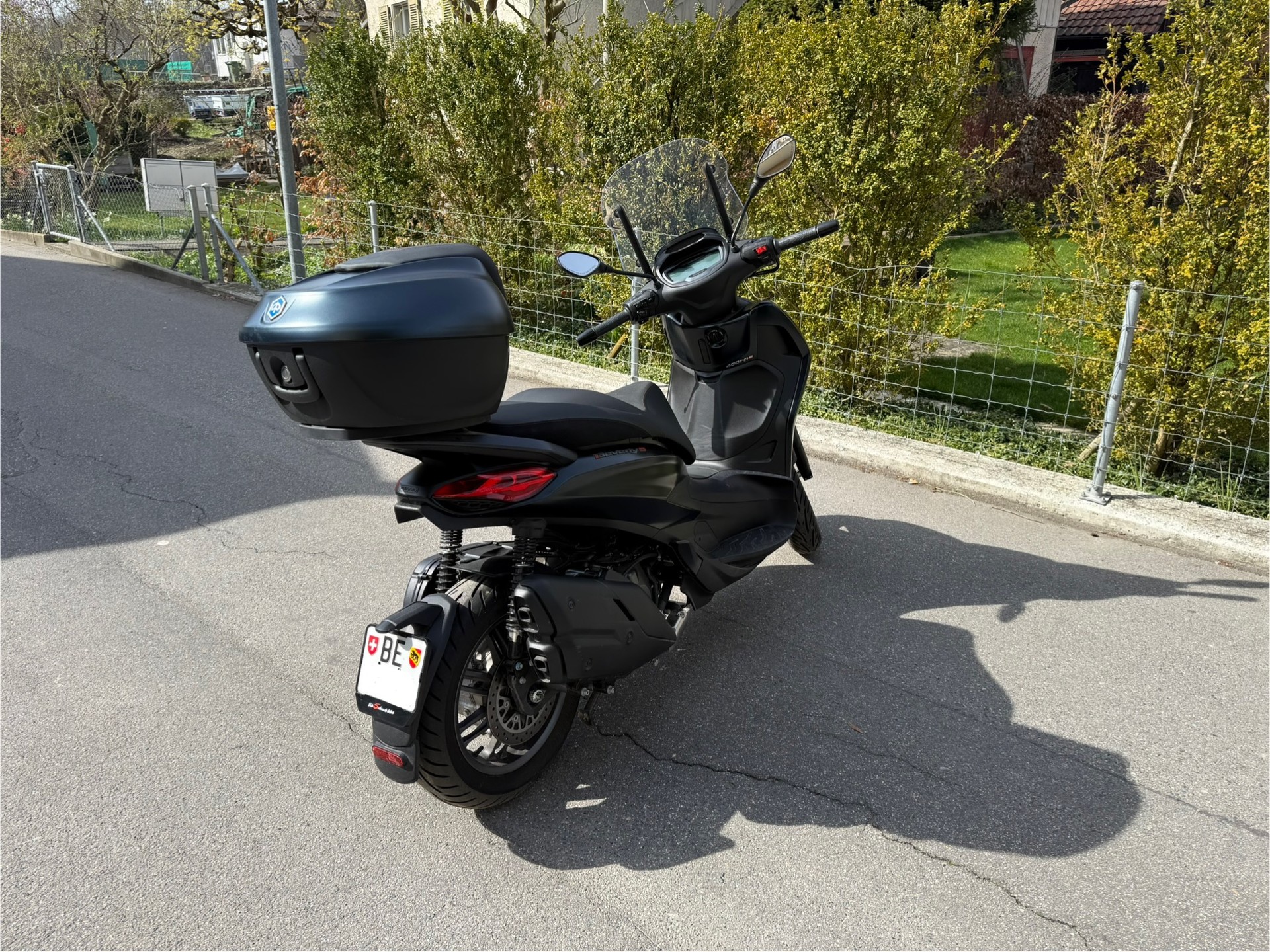 PIAGGIO Beverly 400 Sport-image-1