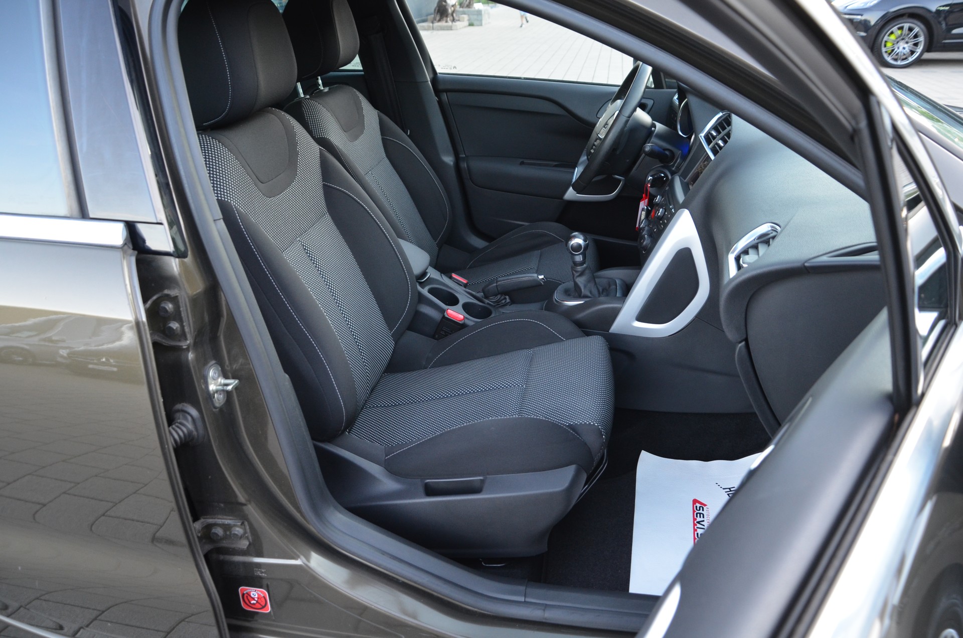 DS AUTOMOBILES DS4 1.6 VTi Chic*Frisch ab MFK,1 Jahr oder 20000km Garantie*-image-10