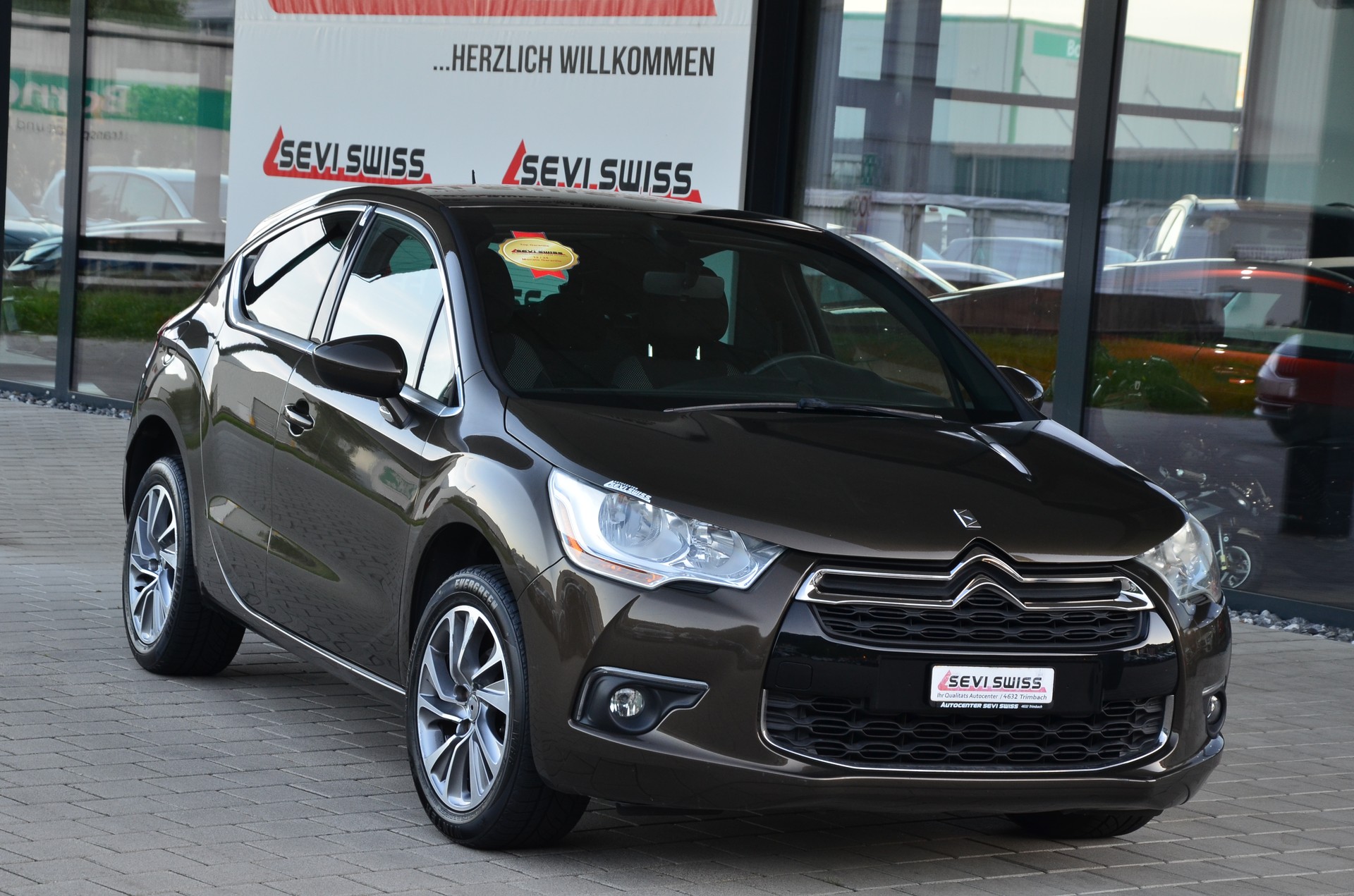 DS AUTOMOBILES DS4 1.6 VTi Chic*Frisch ab MFK,1 Jahr oder 20000km Garantie*