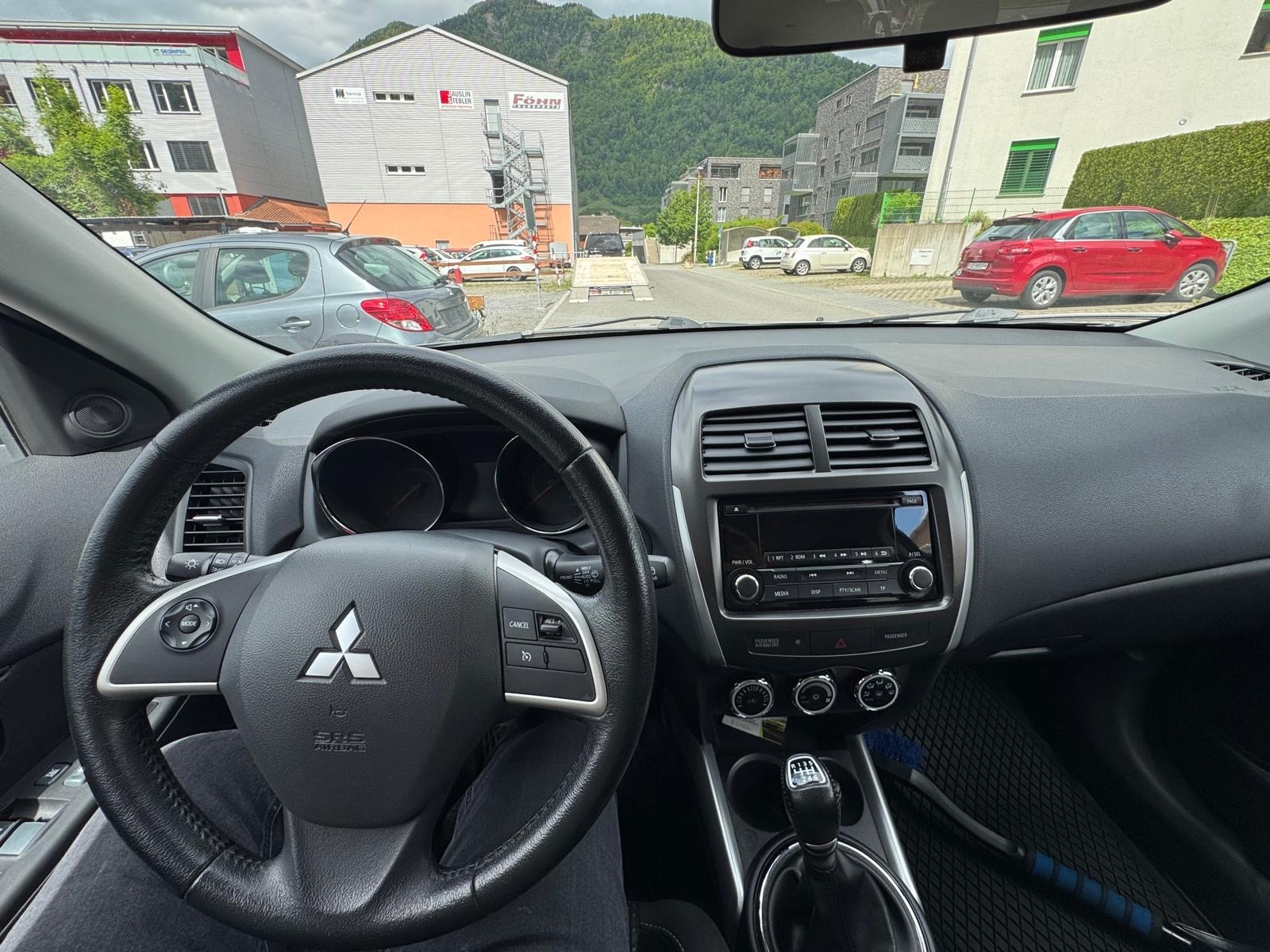 MITSUBISHI ASX 1.8 DID Celebration 300K 4WD-image-9