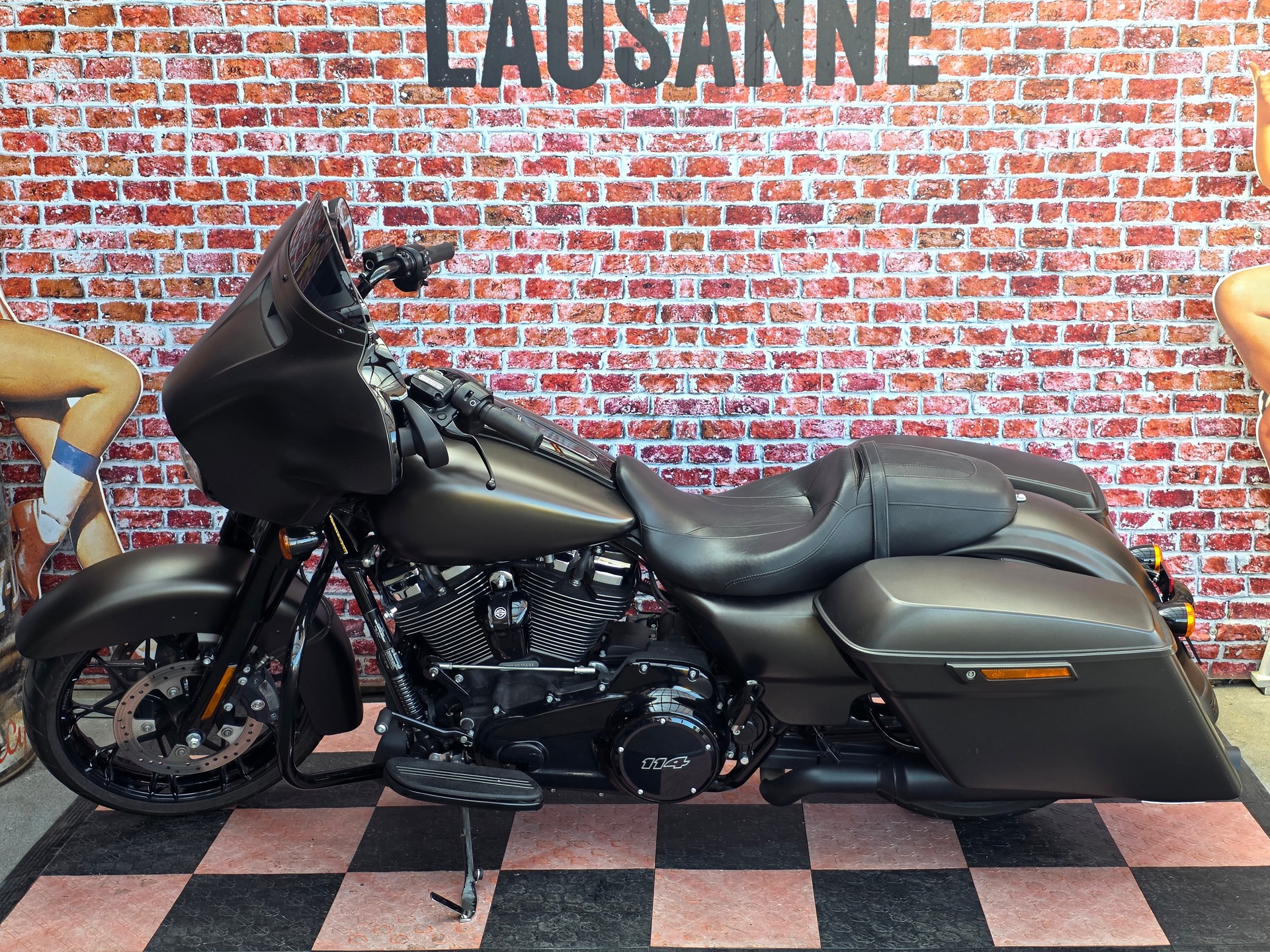 HARLEY-DAVIDSON FLHXS Street Glide Special 114-showroom-element-3