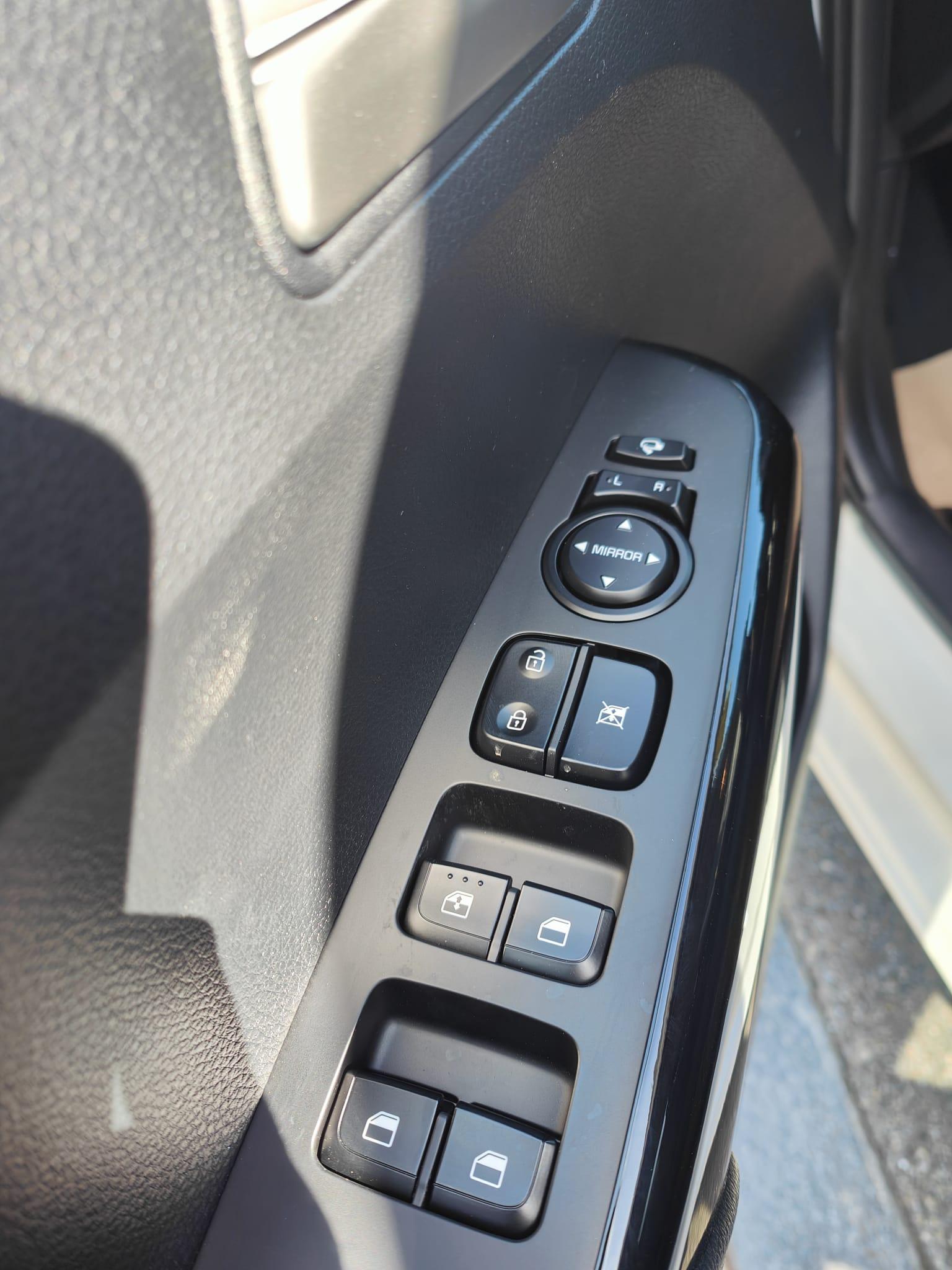 KIA Picanto 1.0 GDi Power-image-12