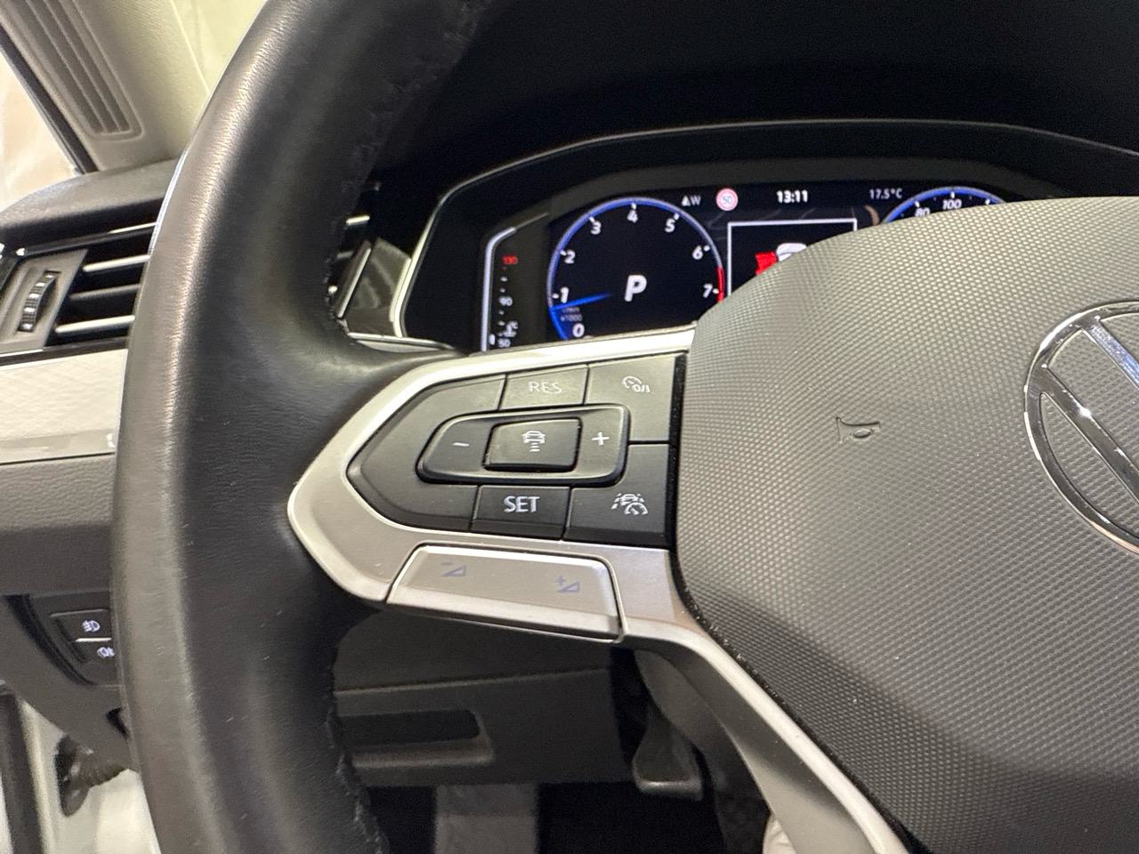 VW Passat Variant 1.5 TSI EVO Business DSG-image-6